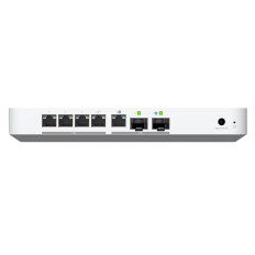 Ubiquiti UXG-FIBER | 4-Ports 2.5GbE RJ-45 with 1x Port 10GbE SFP+ Independent Gateway Desktop Switch